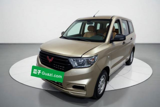 Używany Wuling Hongguang V 2021 1.5L Jingqu Version LAR