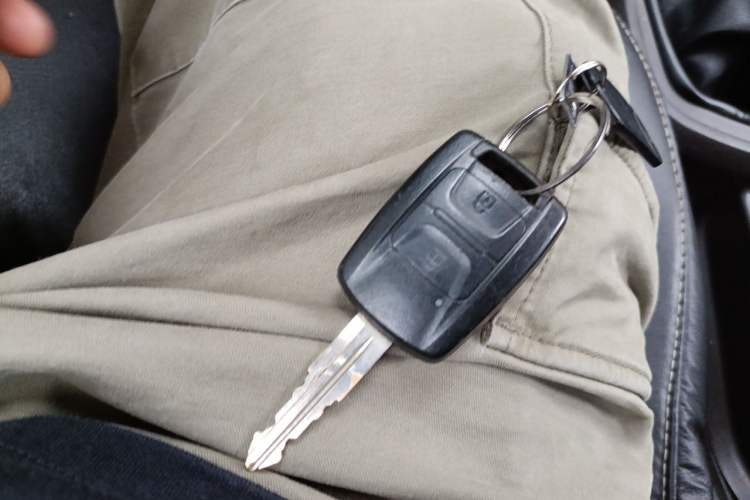 Used Wuling Hongguang V 2021 1.5L Jingqu Version LAR Vehicle Key