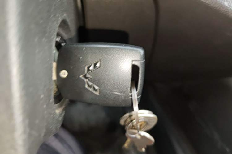 Used Wuling Hongguang V 2021 1.5L Enjoyment Edition LAR Vehicle Key