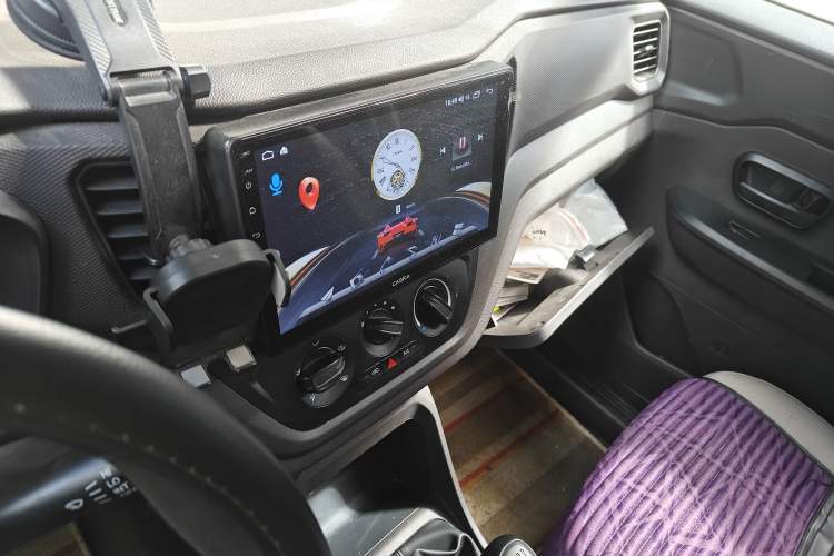Used Wuling Hongguang V 2022 1.5L Jingqu Version Hydraulic Power Steering LAR Audio And AC Panel