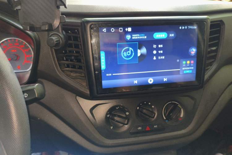 Used Wuling Hongguang V 2022 1.5L Jingqu Edition Electric-Assist LAR Audio And AC Panel