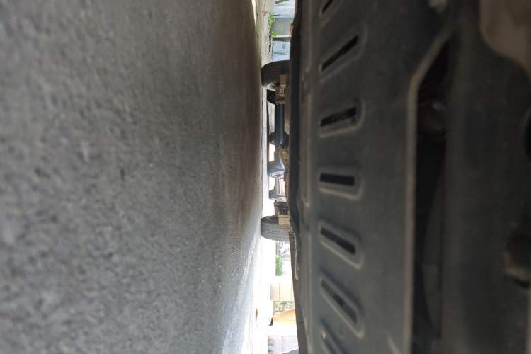 Used Wuling Hongguang V 2022 1.5L Jingqu Edition Electric-Assist LAR Chassis Front