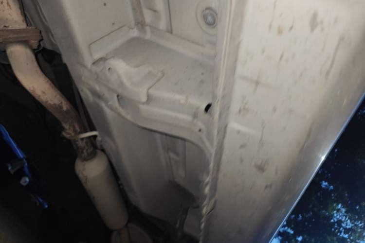 Used Wuling Hongguang V 2022 1.5L Jingqu Edition Electric-Assist LAR Chassis Front Left