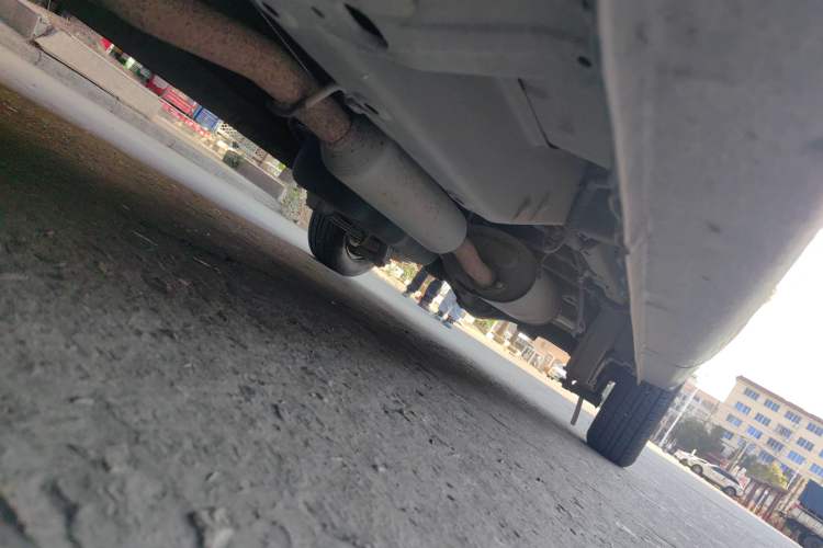 Used Wuling Hongguang V 2022 1.5L Jingqu Edition Electric-Assist LAR Chassis Front Left