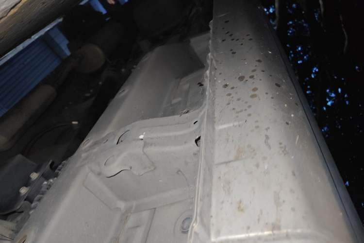 Used Wuling Hongguang V 2022 1.5L Jingqu Edition Electric-Assist LAR Chassis Front Right