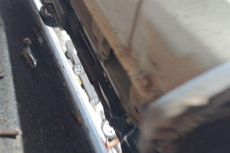 Used Wuling Hongguang V 2022 1.5L Jingqu Version Hydraulic Power Steering LAR Chassis Front Right