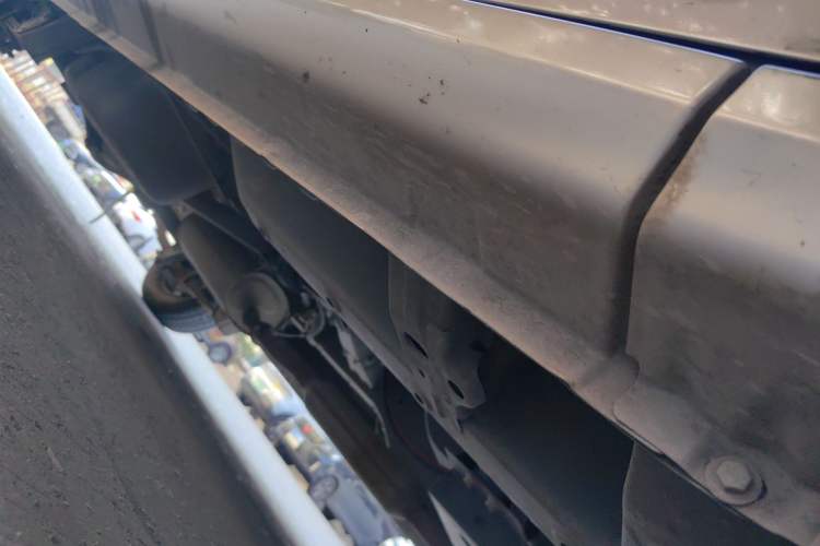 Used Wuling Hongguang V 2022 1.5L Jingqu Edition Electric-Assist LAR Chassis Front Right
