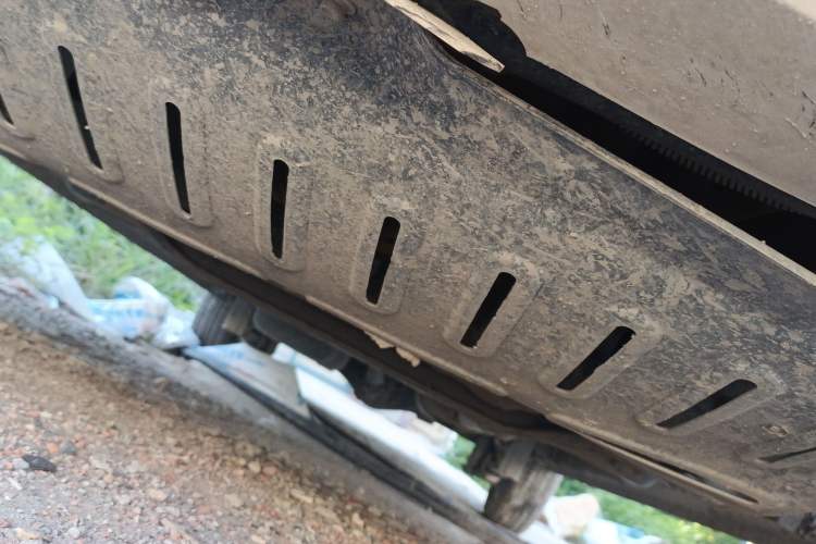 Used Wuling Hongguang V 2022 1.5L Enjoy Edition Electric-Powered LAR Chassis Front
