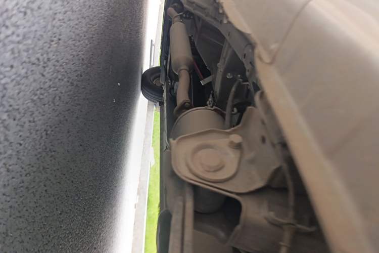Used Wuling Hongguang V 2022 1.5L Jingqu Version Hydraulic Power Steering LAR Chassis Rear Left