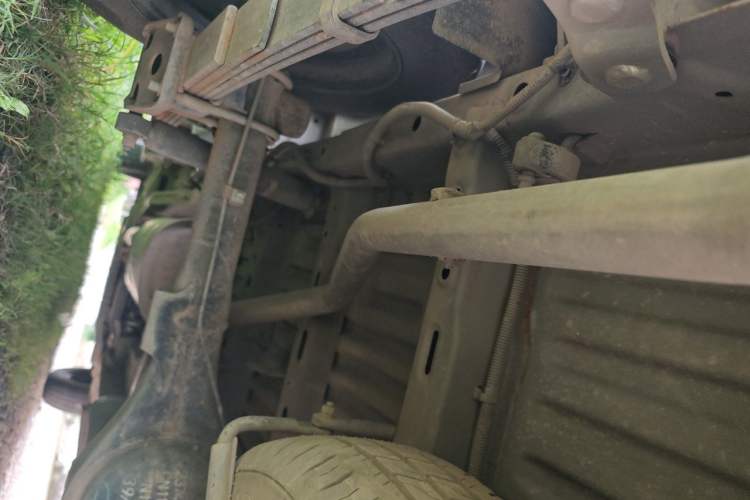 Used Wuling Hongguang V 2022 1.5L Jingqu Edition Electric-Assist LAR Chassis Rear Right