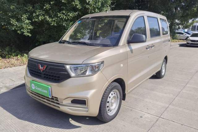 Used Wuling Hongguang V 2022 1.5L Jingqu Version Hydraulic Power Steering LAR