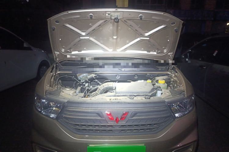 Used Wuling Hongguang V 2022 1.5L Jingqu Edition Electric-Assist LAR Engine Bay