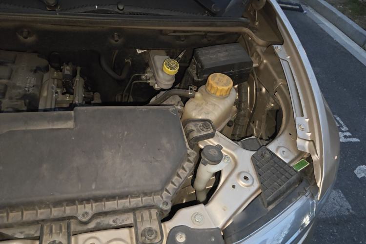 Used Wuling Hongguang V 2022 1.5L Jingqu Version Hydraulic Power Steering LAR Engine Bay Left