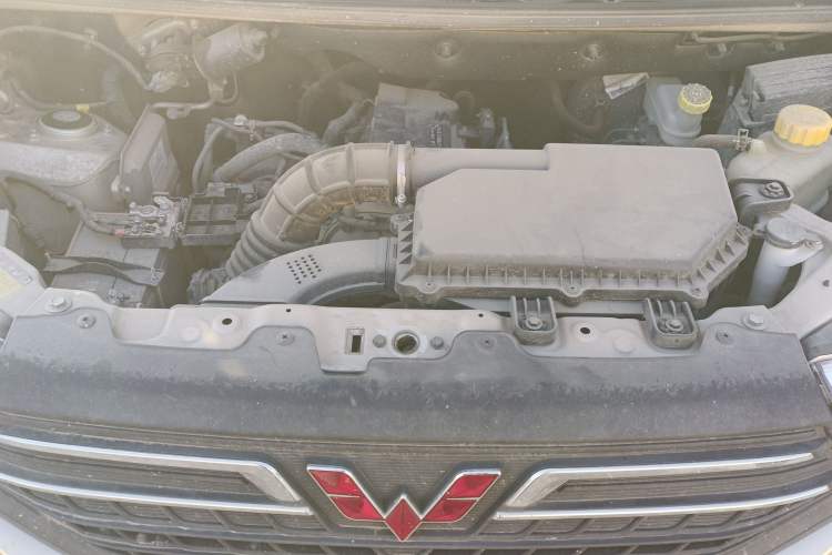 Used Wuling Hongguang V 2022 1.5L Enjoy Edition Electric-Powered LAR Engine Bay