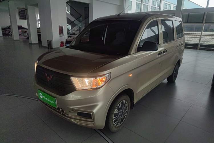 Used Wuling Hongguang V 2022 1.5L Jingqu Edition Electric-Assist LAR Guazi used car, China used car export, Used car for sale, Used  cars, Cheapest cars for sale