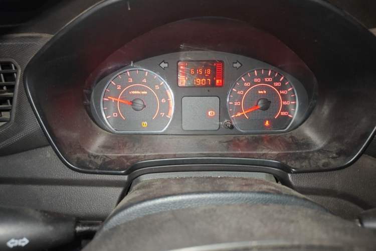 Used Wuling Hongguang V 2022 1.5L Jingqu Edition Electric-Assist LAR Instrument Cluster