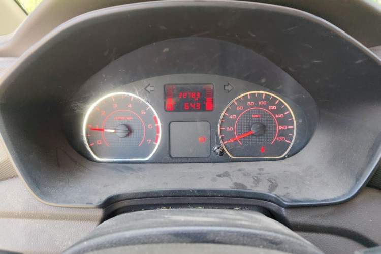 Used Wuling Hongguang V 2022 1.5L Jingqu Edition Electric-Assist LAR Instrument Cluster
