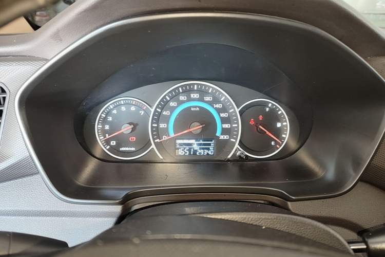 Used Wuling Hongguang V 2022 1.5L Enjoy Edition Electric-Powered LAR Instrument Cluster