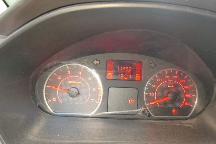 Used Wuling Hongguang V 2022 1.5L Jingqu Edition Electric-Assist LAR Instrument Cluster
