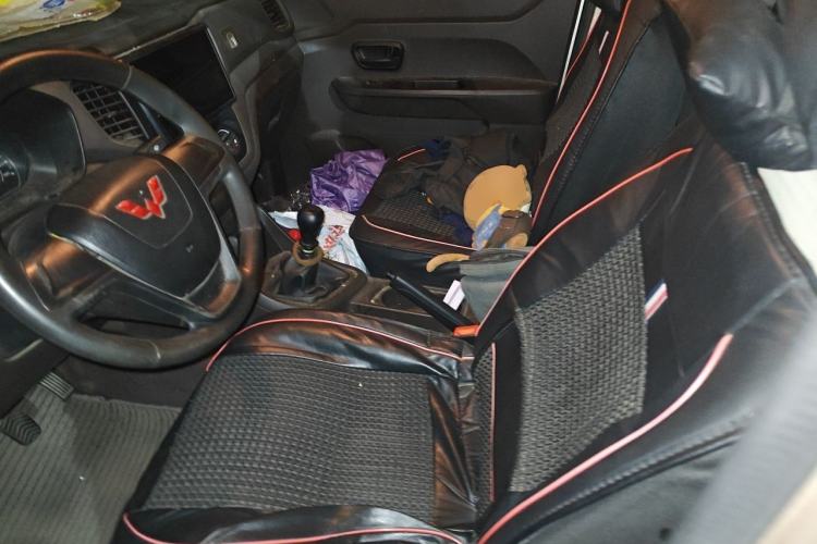 Used Wuling Hongguang V 2022 1.5L Jingqu Edition Electric-Assist LAR Left Front Seat
