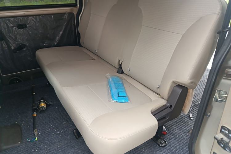 Used Wuling Hongguang V 2022 1.5L Jingqu Version Hydraulic Power Steering LAR Left Rear Seat