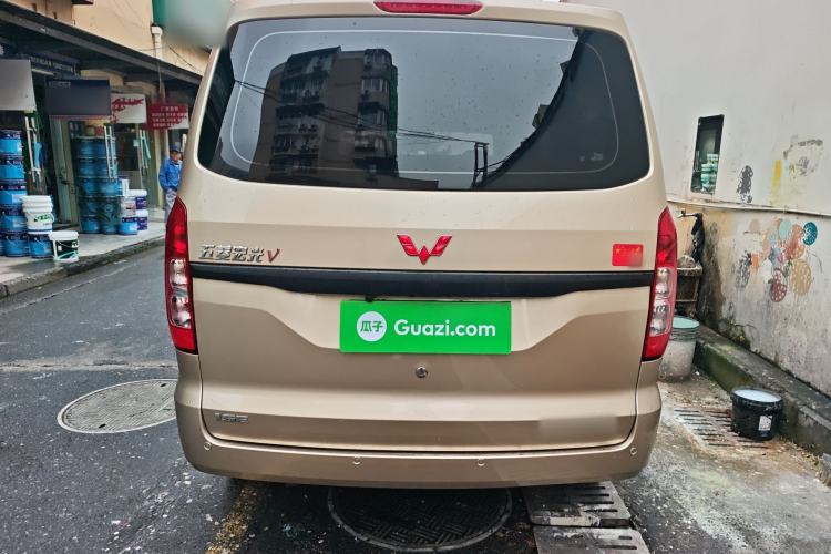 Used Wuling Hongguang V 2022 1.5L Jingqu Version Hydraulic Power Steering LAR Rear