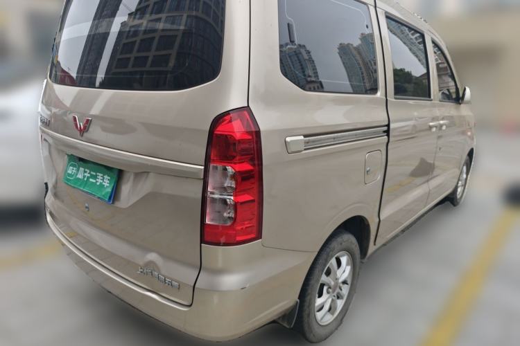 Used Wuling Hongguang V 2022 1.5L Jingqu Version Hydraulic Power Steering LAR Rear Right 45 Deg