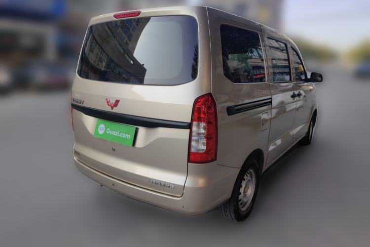 Used Wuling Hongguang V 2022 1.5L Jingqu Edition Electric-Assist LAR Rear Right 45 Deg