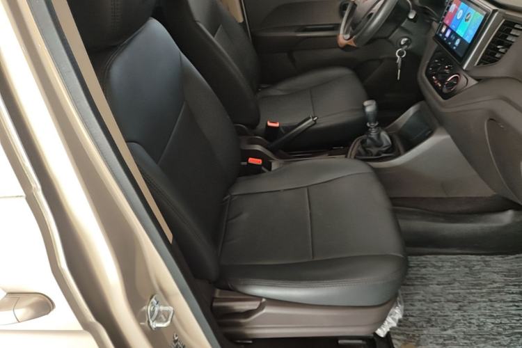 Used Wuling Hongguang V 2022 1.5L Enjoy Edition Electric-Powered LAR Right Front Seat