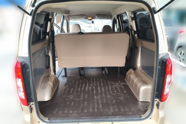 Used Wuling Hongguang V 2022 1.5L Jingqu Edition Electric-Assist LAR Trunk