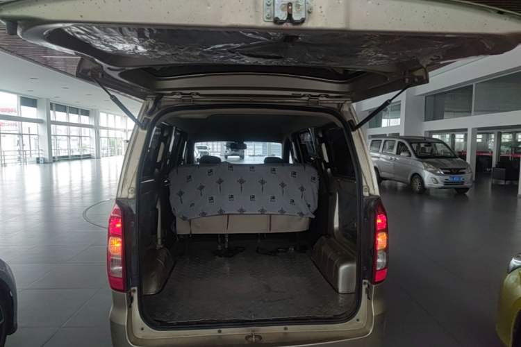 Used Wuling Hongguang V 2022 1.5L Jingqu Edition Electric-Assist LAR Trunk