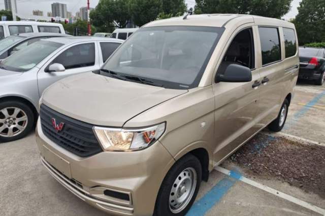 Used Wuling Hongguang V 2022 1.5L Jingqu Version Hydraulic Power Steering LAR