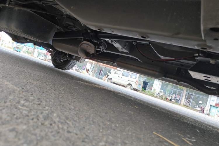 Used Wuling Hongguang V 2022 1.5L Jingqu Edition Electric-Assist LAR Chassis Rear Left