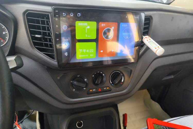 Used Wuling Hongguang V 2022 1.5L Enjoy Edition Hydraulic Power Steering LAR Audio And AC Panel