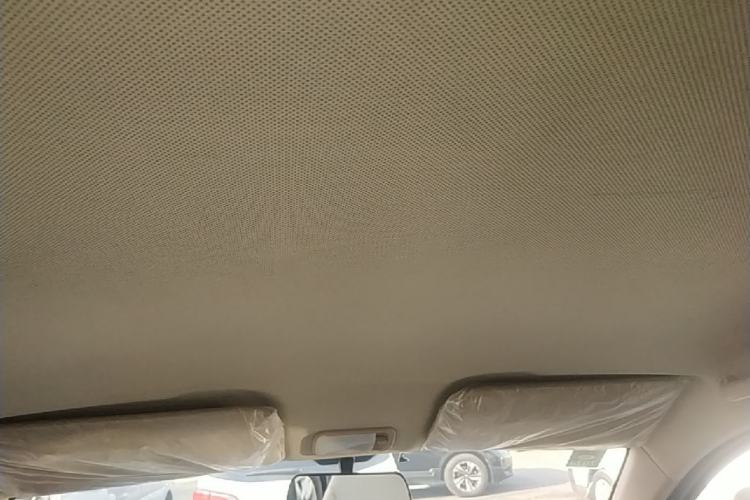 Used Wuling Hongguang V 2022 1.5L Jingqu Edition Electric-Assist LAR Headliner