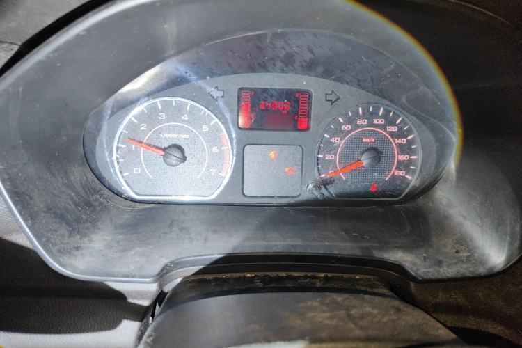 Used Wuling Hongguang V 2022 1.5L Jingqu Version Hydraulic Power Steering LAR Instrument Cluster