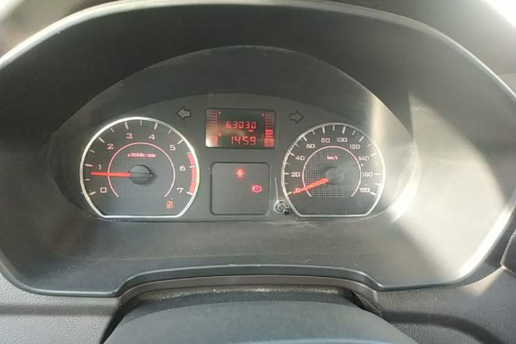 Used Wuling Hongguang V 2022 1.5L Jingqu Edition Electric-Assist LAR Instrument Cluster