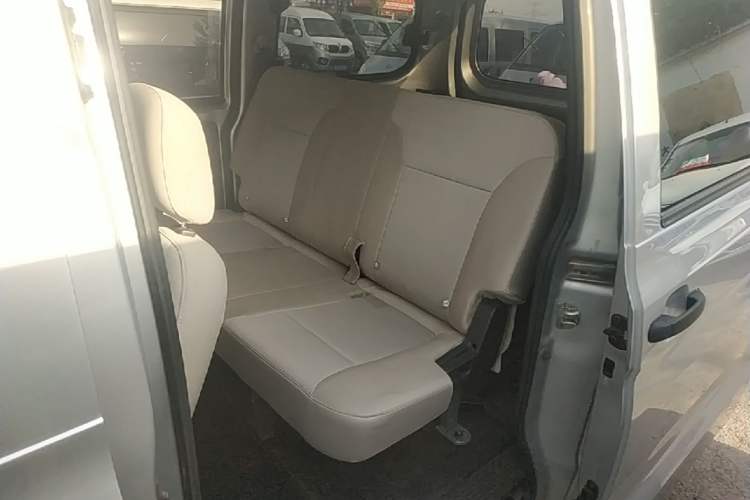 Used Wuling Hongguang V 2022 1.5L Jingqu Edition Electric-Assist LAR Left Rear Seat