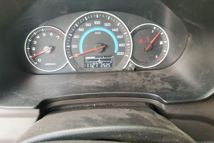 Used Wuling Hongguang V 2022 1.5L Enjoy Edition Electric-Powered LAR Odometer Close Up