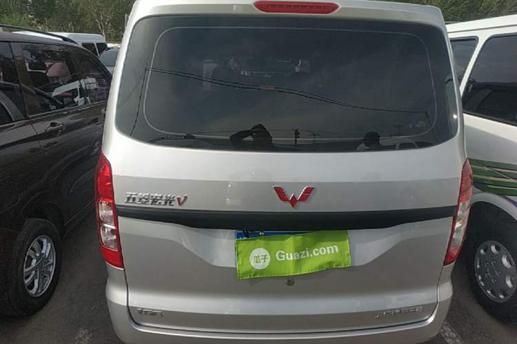 Used Wuling Hongguang V 2022 1.5L Jingqu Edition Electric-Assist LAR Rear