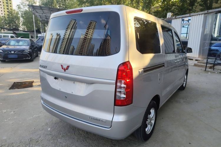 Used Wuling Hongguang V 2022 1.5L Enjoy Edition Hydraulic Power Steering LAR Rear Right 45 Deg