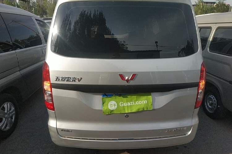 Used Wuling Hongguang V 2022 1.5L Jingqu Edition Electric-Assist LAR Rear