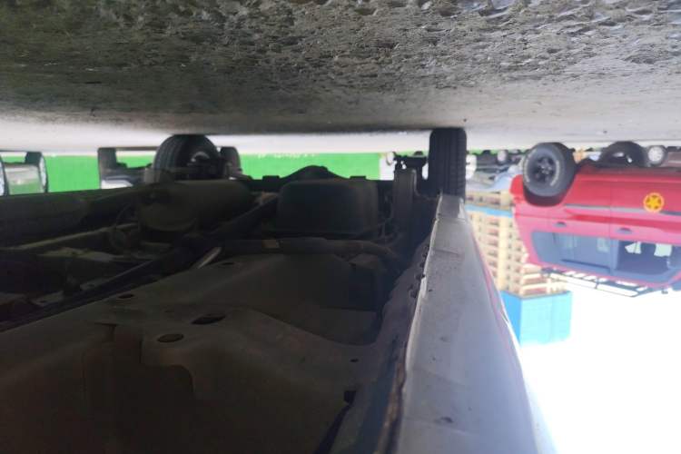 Used Wuling Hongguang V 2022 1.5L Enjoy Edition Hydraulic Power Steering LAR Right Side Sill