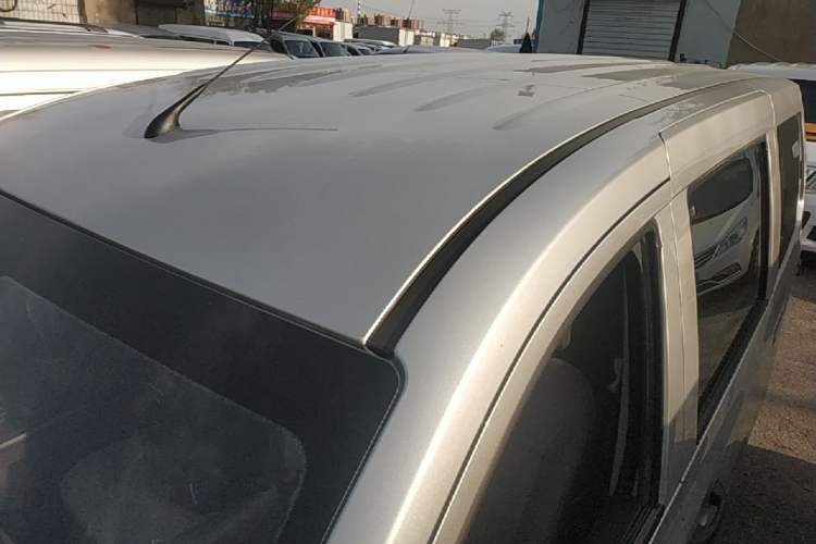 Used Wuling Hongguang V 2022 1.5L Jingqu Edition Electric-Assist LAR Roof