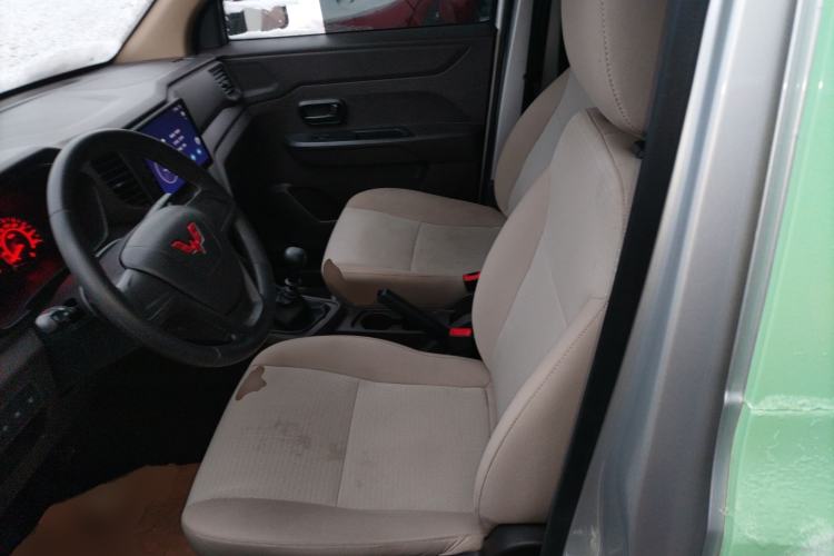 Used Wuling Hongguang V 2022 1.5L Jingqu Version Hydraulic Power Steering LAR Left Front Seat