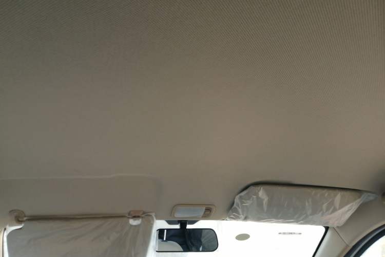 Used Wuling Hongguang V 2022 1.5L Jingqu Version Hydraulic Power Steering LAR Headliner