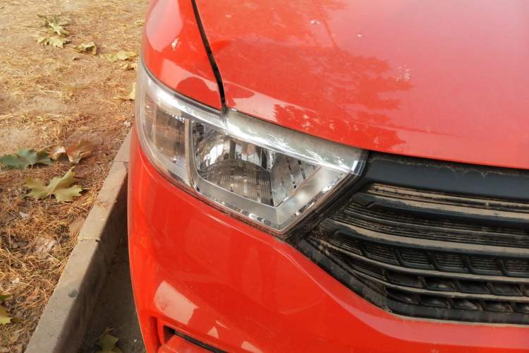 Used Wuling Hongguang V 2022 1.5L Jingqu Version Hydraulic Power Steering LAR Right Front Headlight