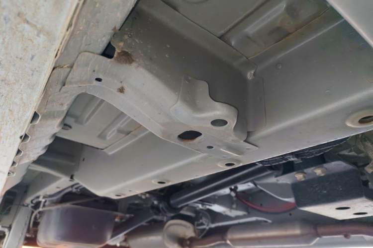 Used Wuling Hongguang V 2022 1.5L Jingqu Edition Electric-Assist LAR Chassis Front Right