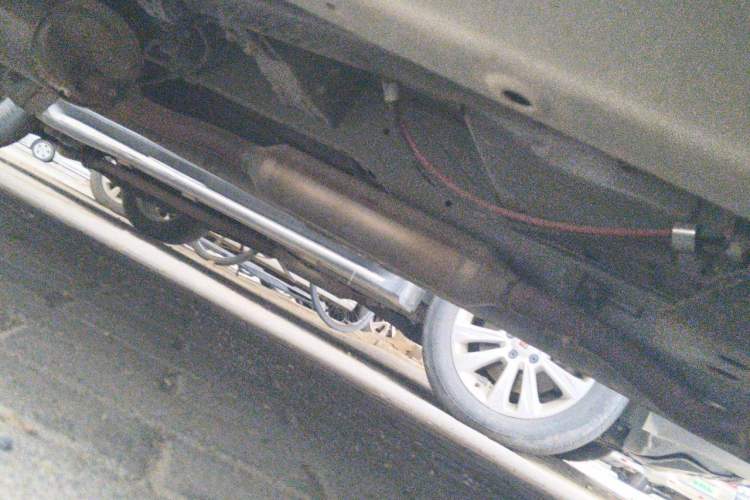 Used Wuling Hongguang V 2022 1.5L Jingqu Version Hydraulic Power Steering LAR Chassis Front Right