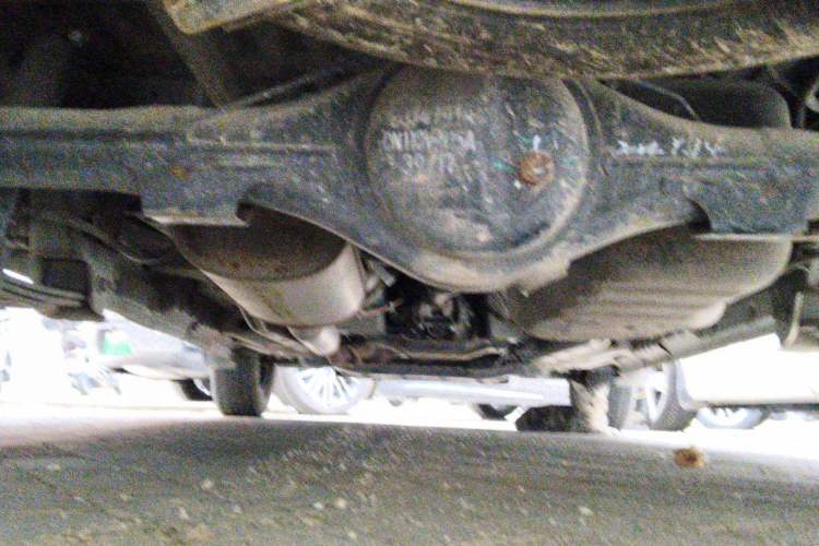 Used Wuling Hongguang V 2022 1.5L Jingqu Version Hydraulic Power Steering LAR Chassis Rear